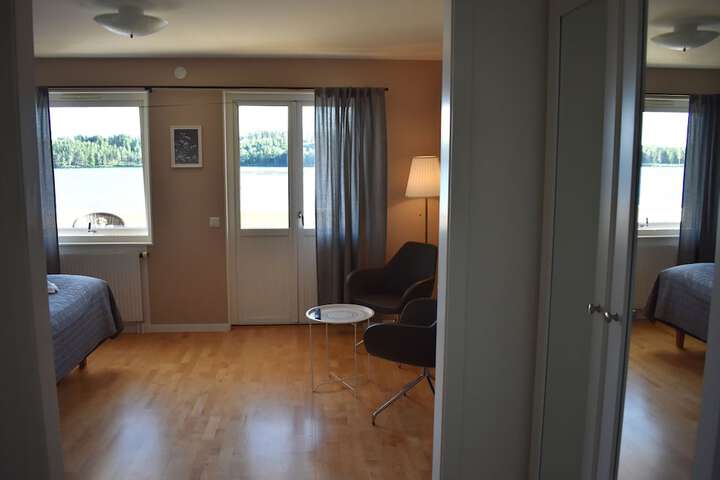 Room 20 of 66