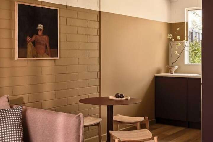 Room 42 of 70