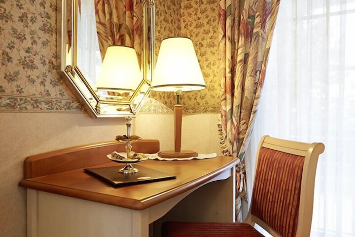 Room 22 of 54