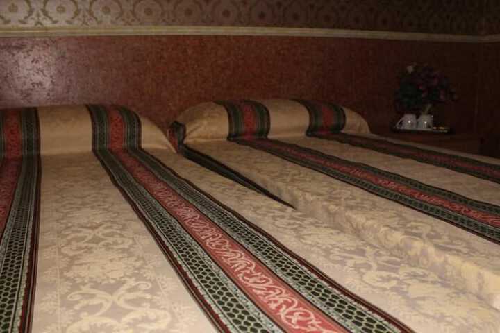 Room 12 of 21