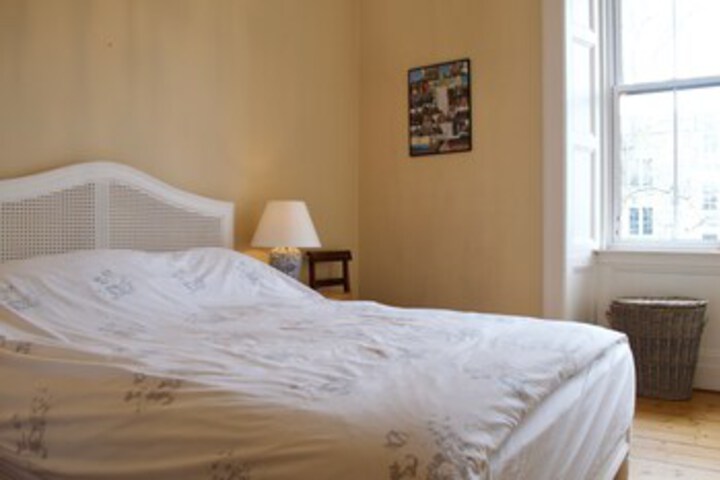 Room 17 of 19