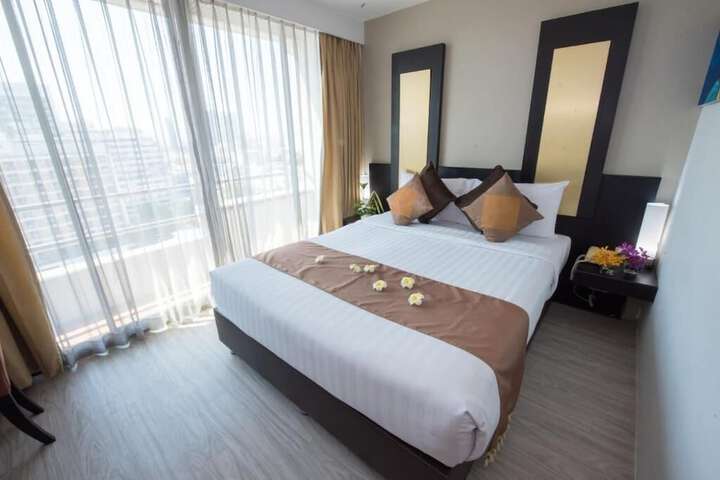 Room 32 of 101
