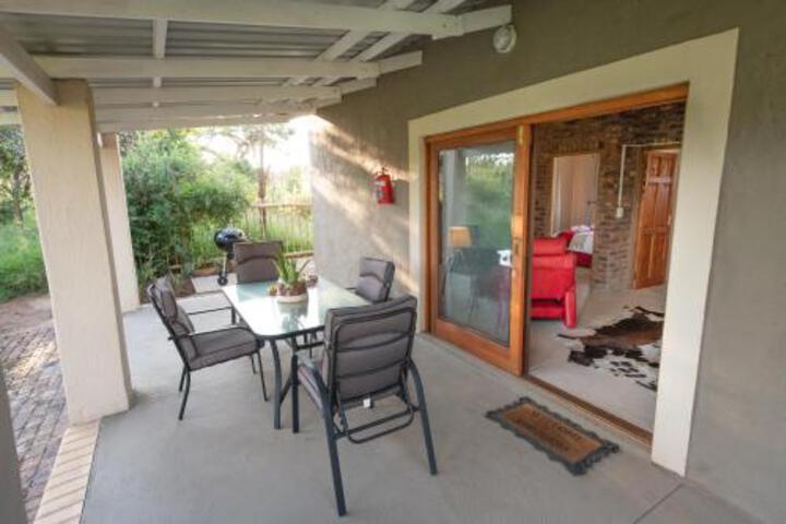 Terrace/Patio 5 of 32