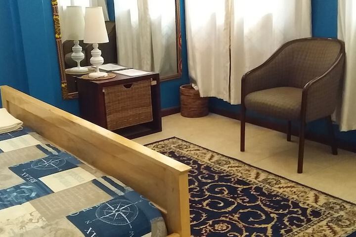 Room 5 of 63