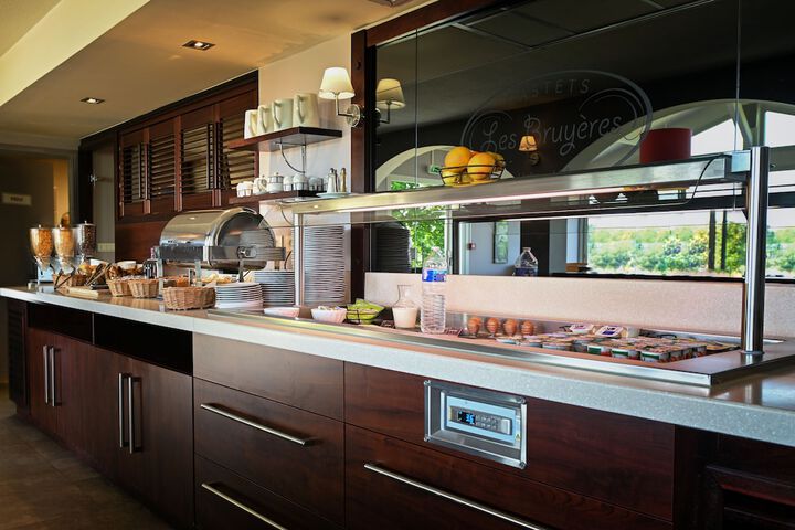 Dining Photos