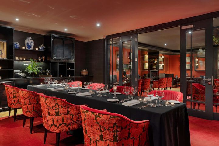 Dining 70 of 109