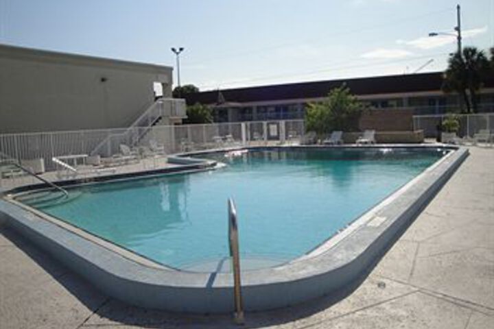 Pool 9 of 12