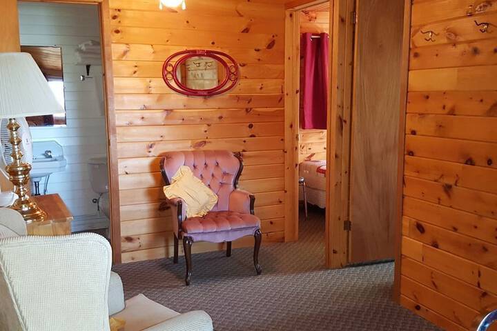 Room 40 of 96