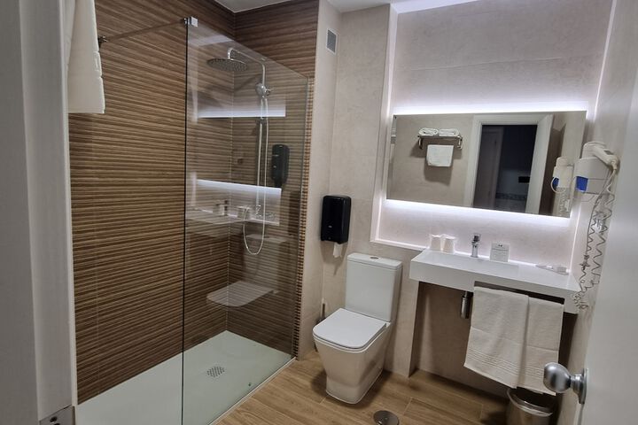 Room 20 of 40