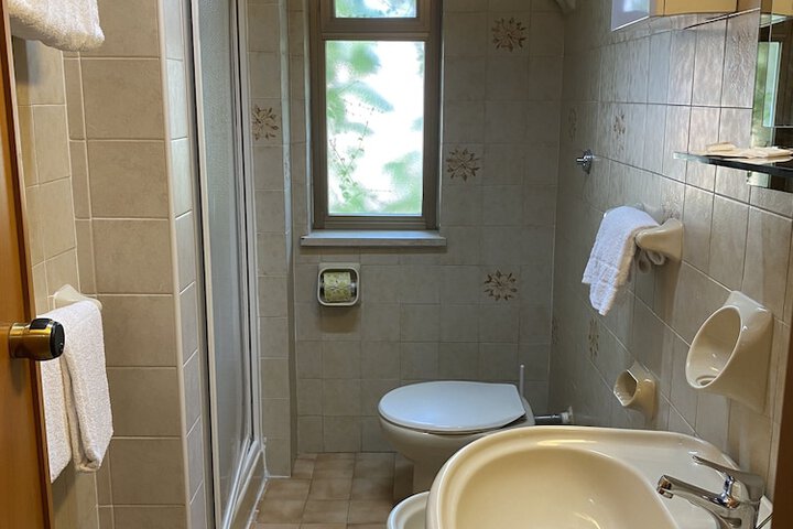 Room 36 of 58