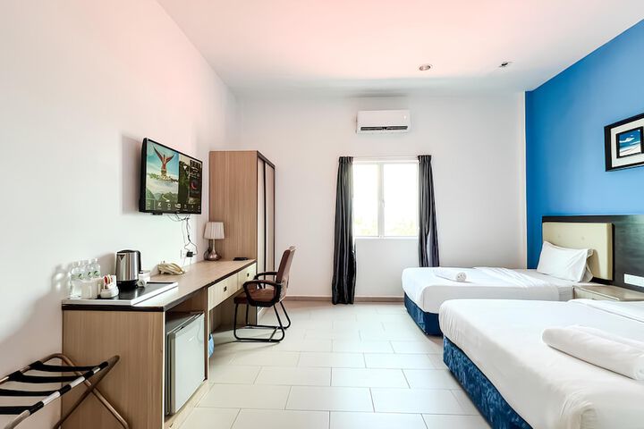 Room 14 of 48