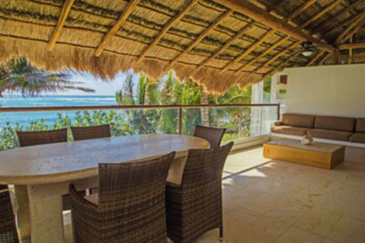 Terrace/Patio 4 of 18