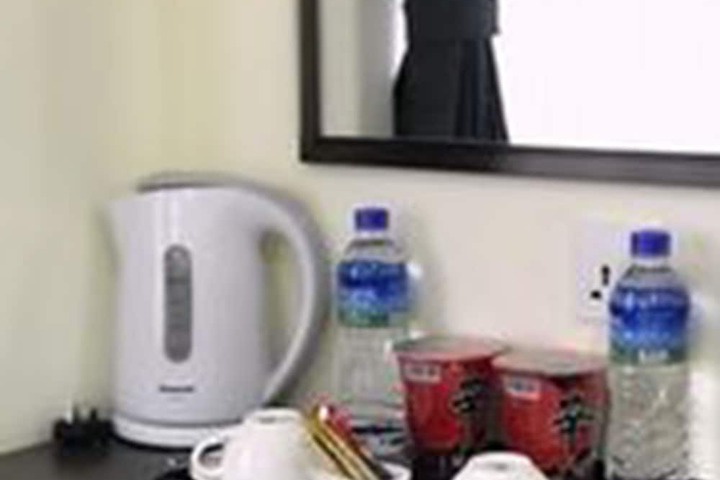 Room 8 of 22