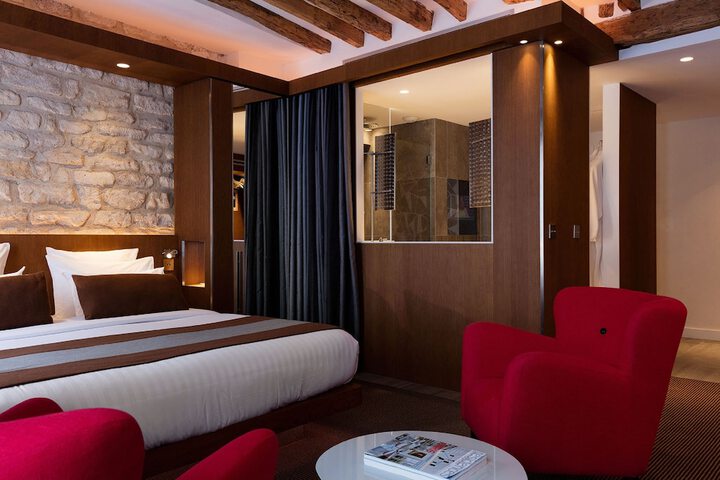 Room 5 of 44
