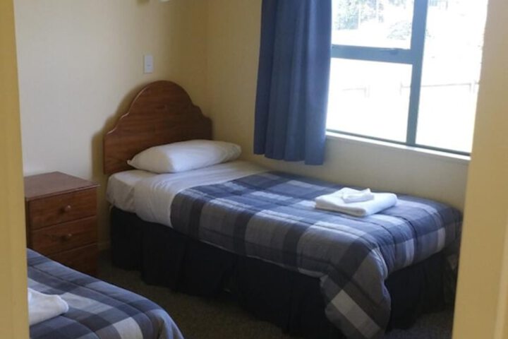 Room 11 of 26