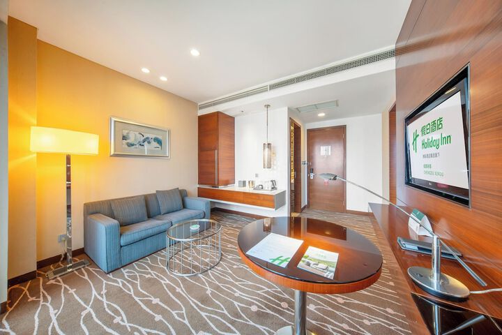 Room 20 of 66