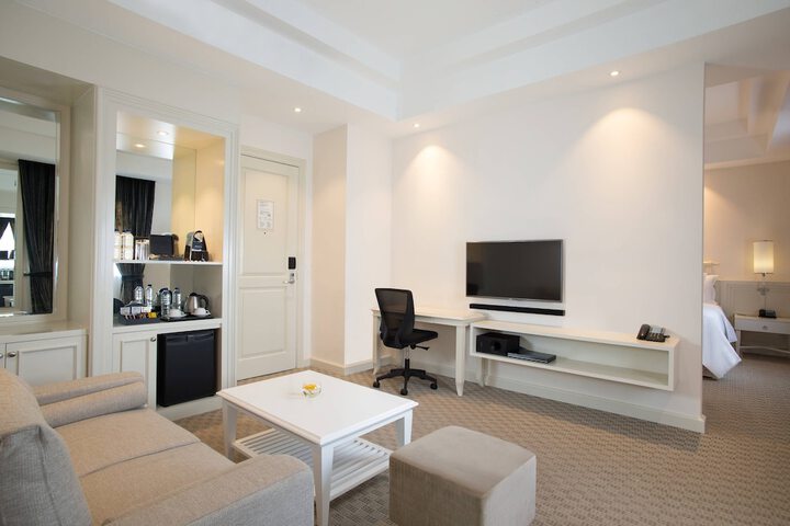 Room 21 of 64