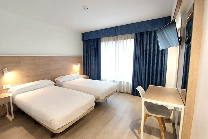 Room 47 of 105