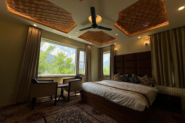 Room 18 of 47