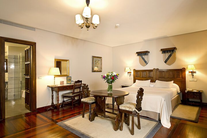 Room 14 of 68