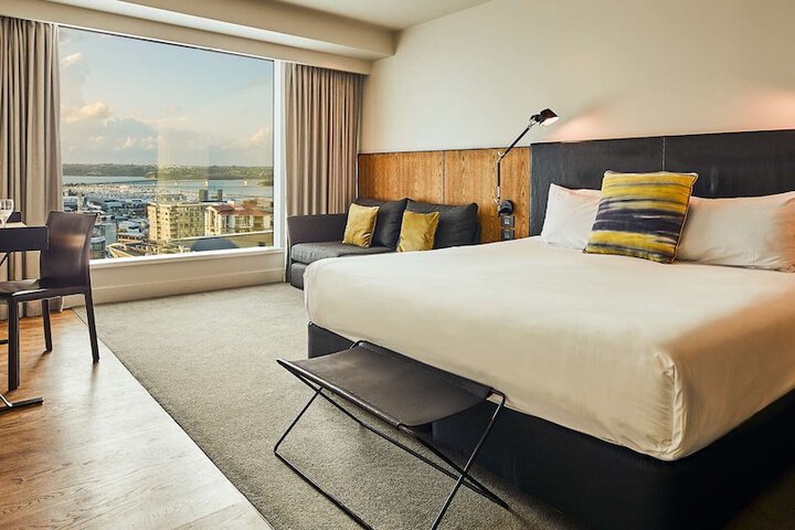 Room 21 of 66