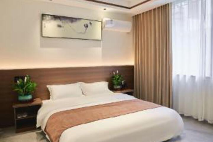 Room 21 of 23