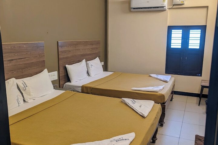 Room 7 of 25