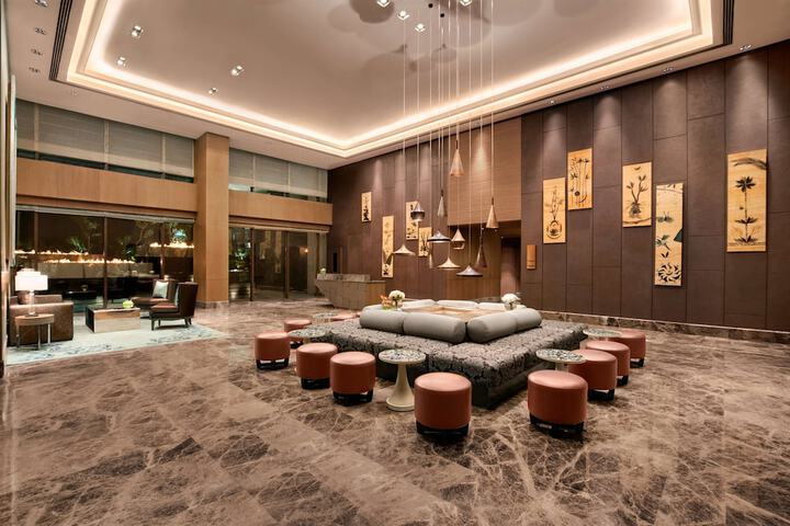 Guest Lobby