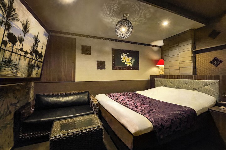 Room 15 of 40