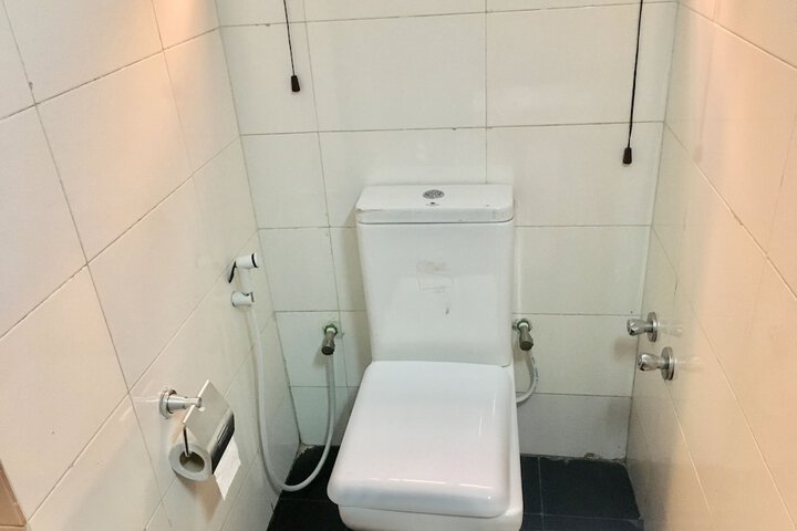Room 12 of 17