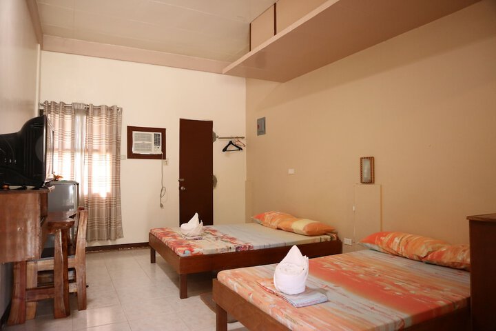 Room 32 of 91