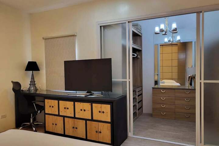 Room 14 of 71
