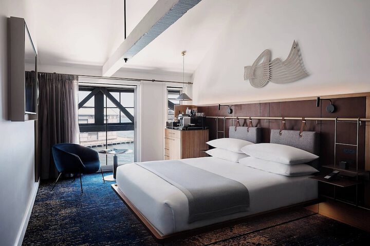 Room 21 of 164