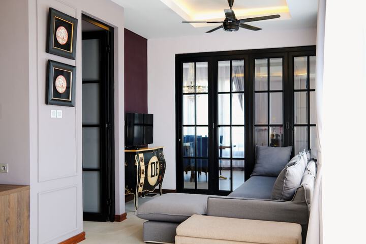 Room 45 of 115