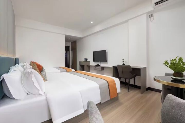 Room 19 of 21