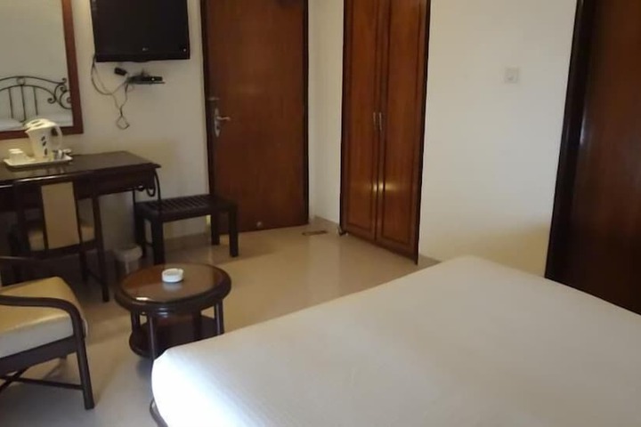 Room 19 of 43