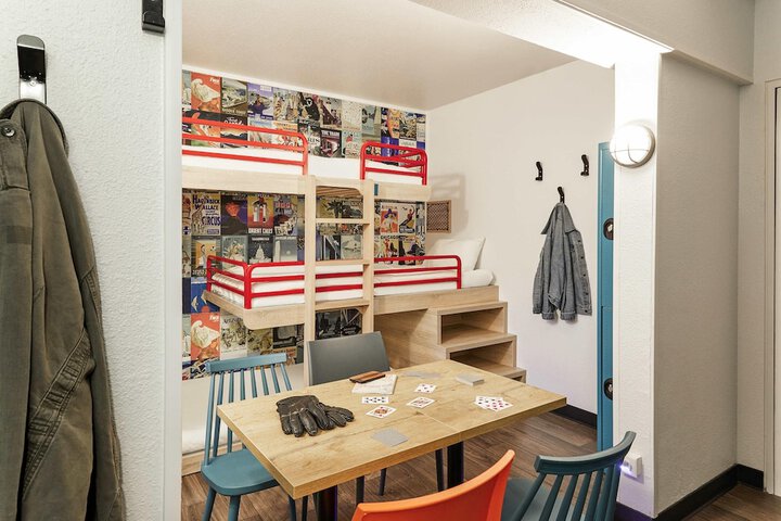 Room 4 of 59