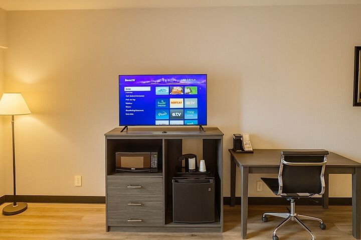 Room 16 of 34