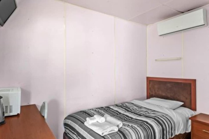 Room 11 of 61
