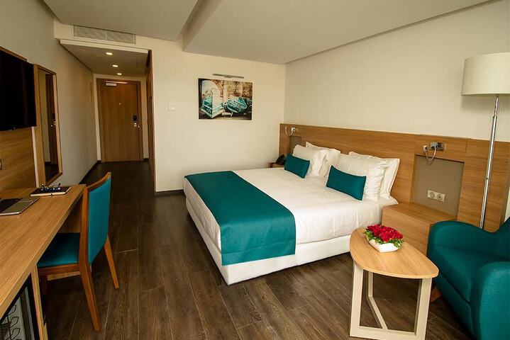Room 18 of 51