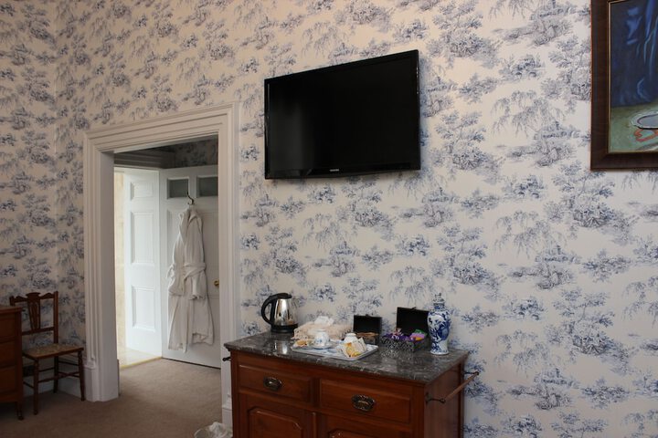 Room 16 of 73