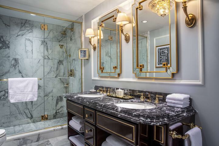 Bathroom shower
