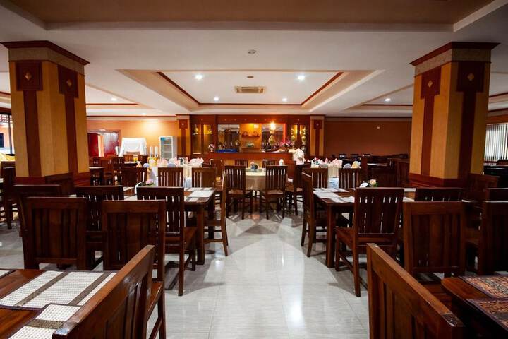 Dining 60 of 60