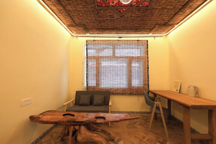 Room 20 of 84