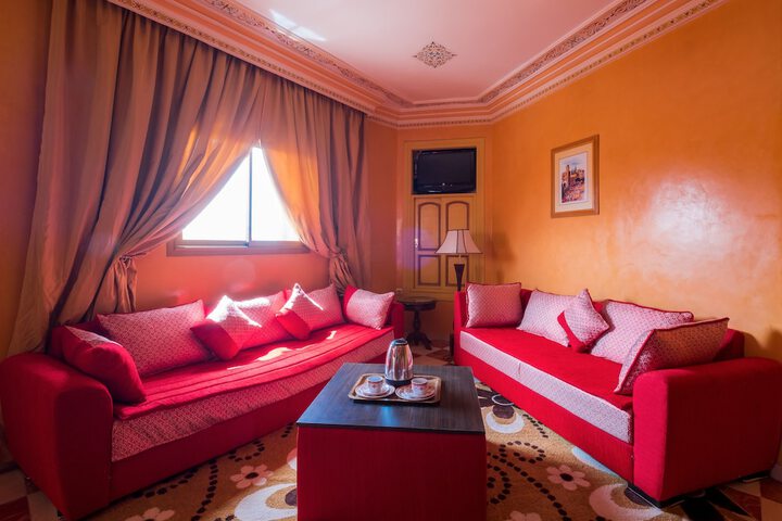 Room 8 of 34