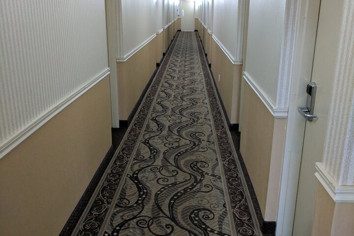 Ballroom/Hall 90 of 108