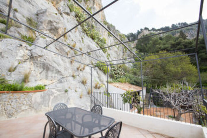 Terrace/Patio 34 of 37