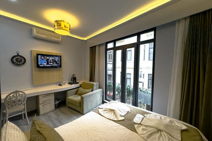 Room 19 of 89