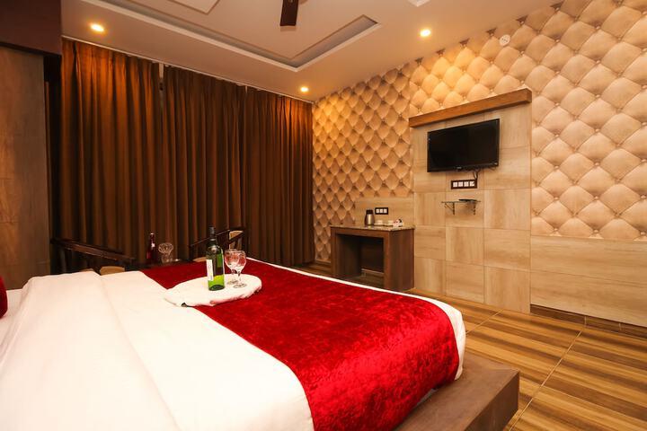 Room 10 of 73