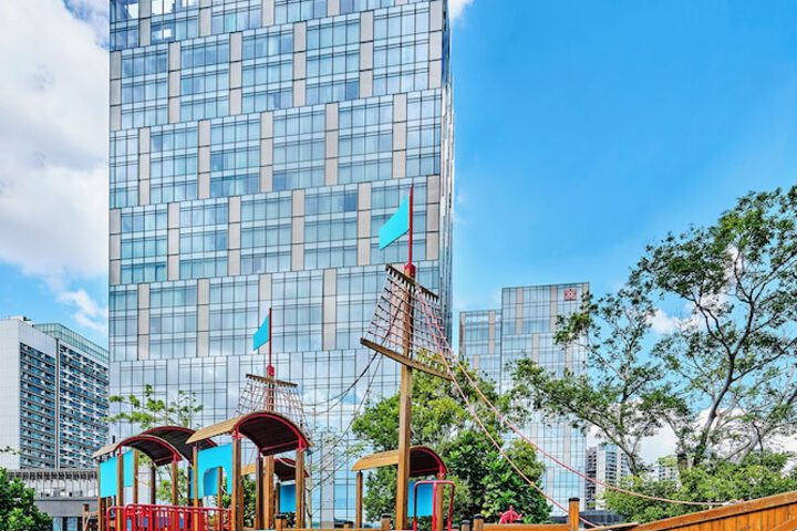 Image of Hilton Garden Inn Shenzhen World Exhibition & Convention Center